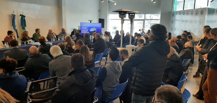 Reunión abierta en el Puerto de Mar del Plata por el off shore argentino