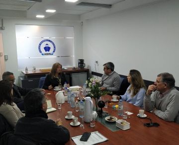 Directivos de la Unión Industrial de la Provincia de Buenos Aires visitaron la sede de ABIN